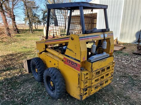 mustang 1700 skid steer horse poqer|mustang 1700 skid steer reviews.